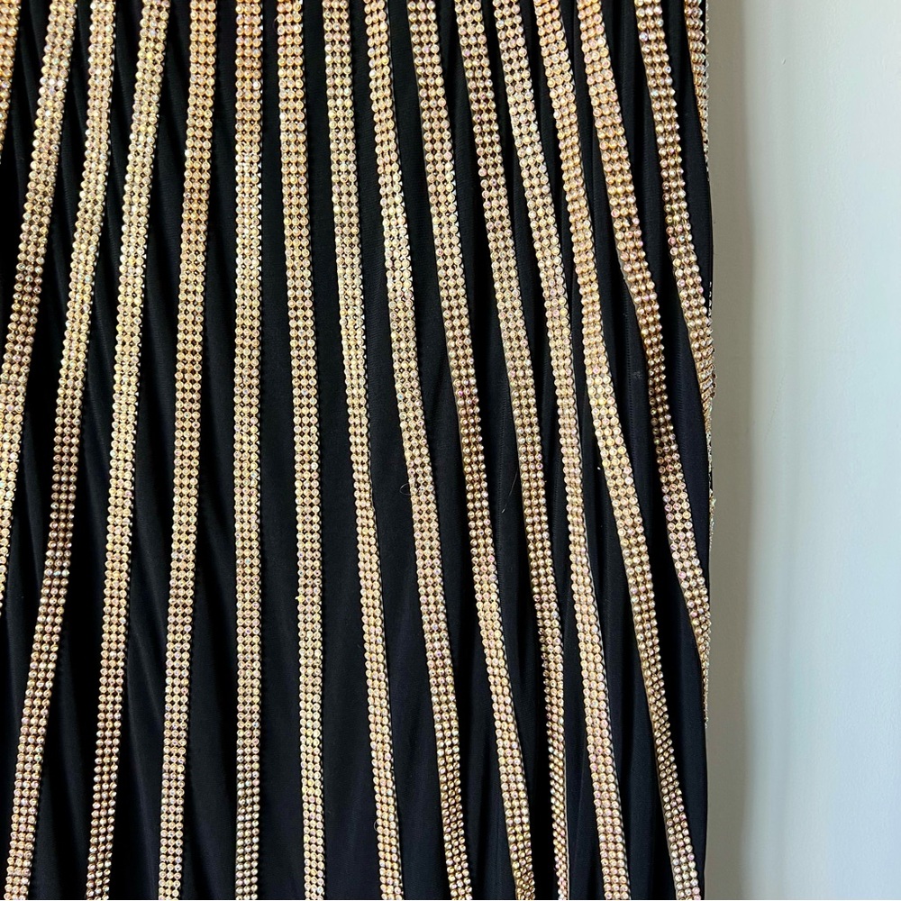 JOVANI Rhinestone Sleeveless V-Neck Deep Back Gold/Black Prom Dress—SZ. 8 - Picture 17 of 17